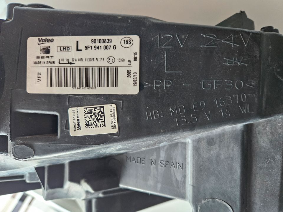 Original Seat Leon LED Frontscheinwerfer Scheinwerfer in Geisenheim