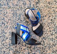 Pollini Sandalen aus Leder, High Heels, gr. 39 Niedersachsen - Seelze Vorschau