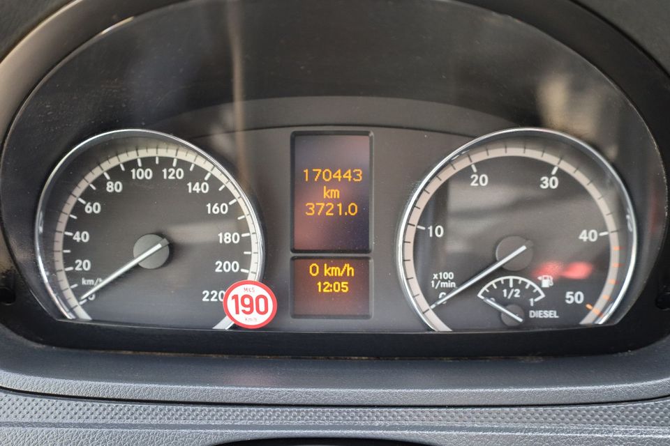 Mercedes-Benz Vito Kasten 110 CDI in Magdeburg