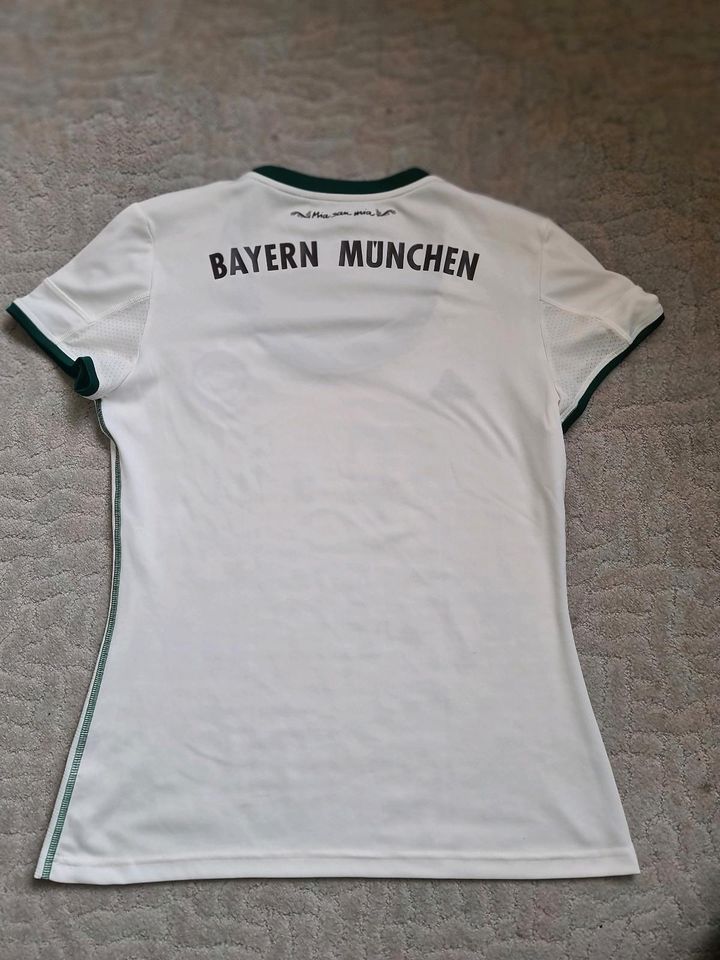 FC Bayern München Trikot Damen Gr.S in Germering