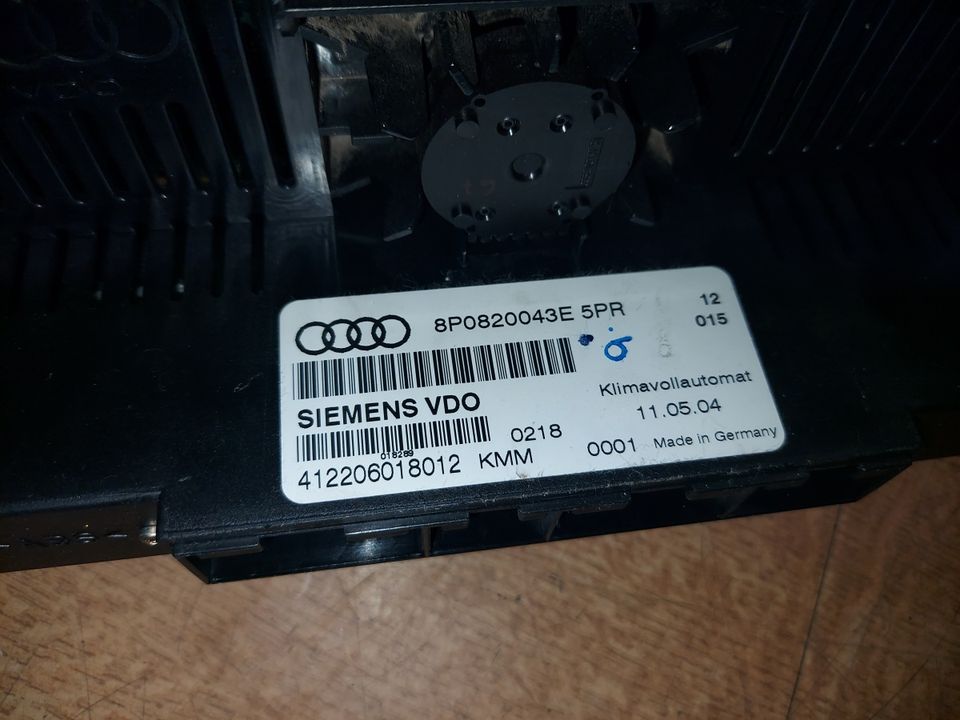 Klimabedienteil Audi A3 8P 8P0820043E in Duisburg