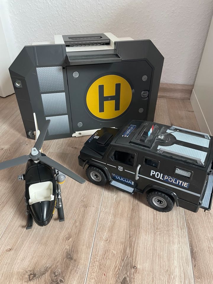 Playmobil Polizeistation als Koffer in Meerbeck