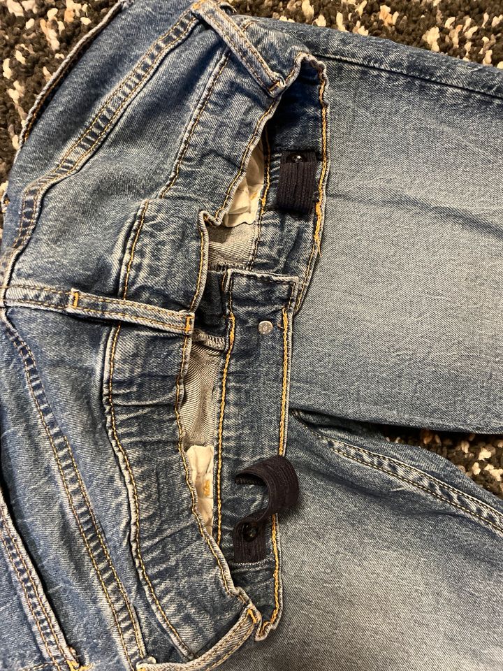 H&M Jeans Slim Fit Baggy Jeans Größe 170 in Rothselberg