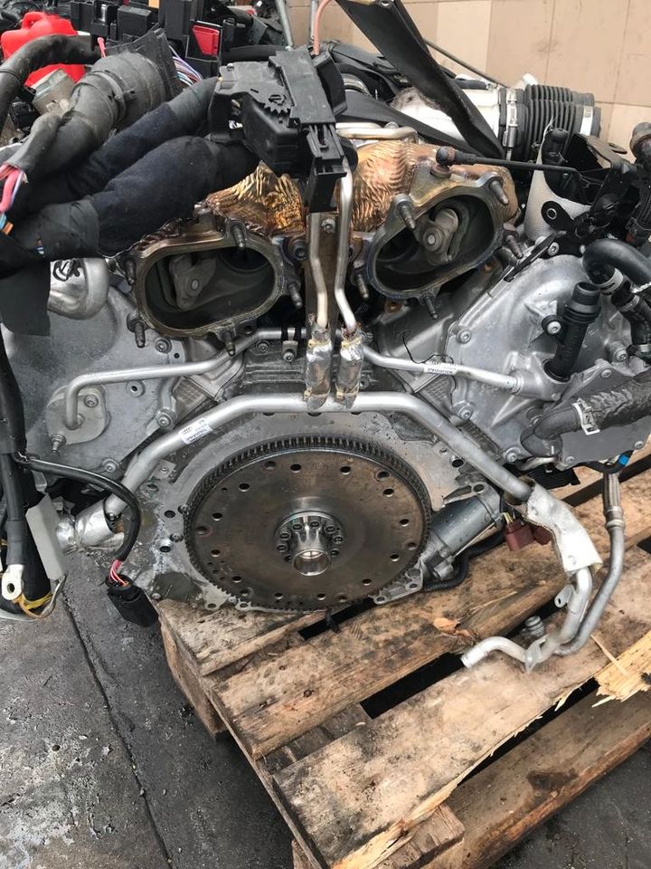 Motor Audi S8 + DDT 4.0 TFSI 605PS Komplett in Mildenau