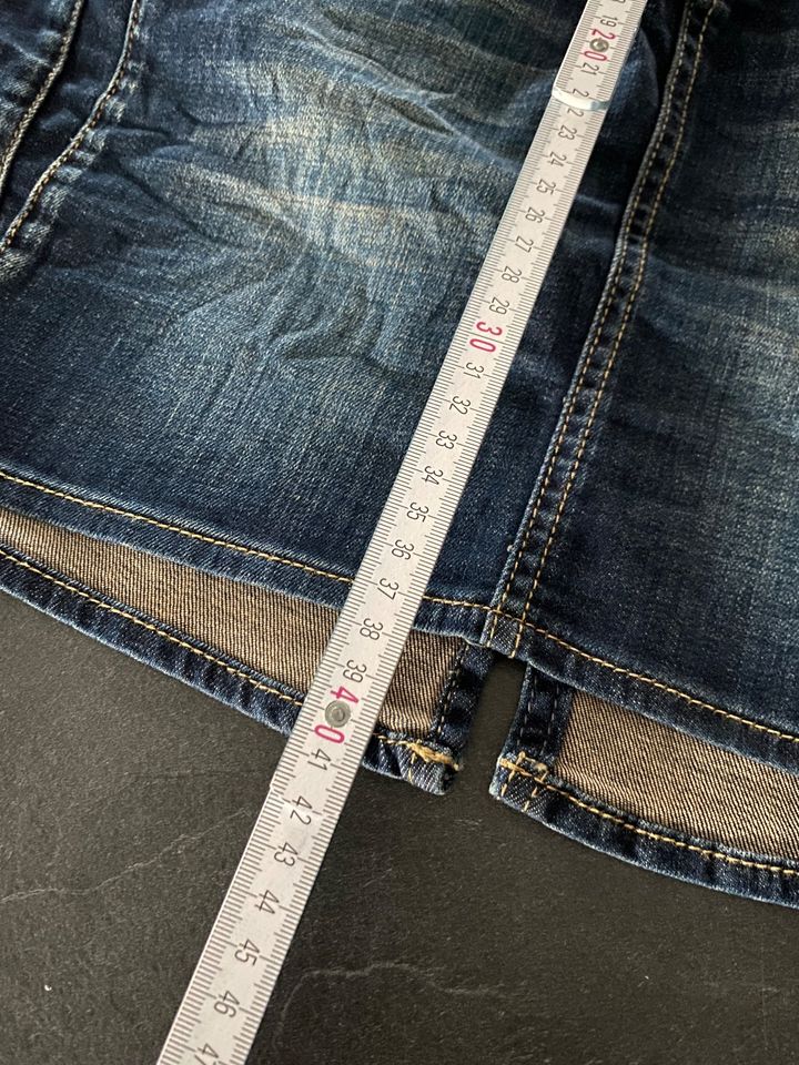 Neu&ungetragen Herrlicher Damen Jeans ROCK Blau M/L (28) in Fürth