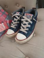 Converse Leder Knöchel Schuh blau Leder Gr. 33,5 Brandenburg - Rehfelde Vorschau
