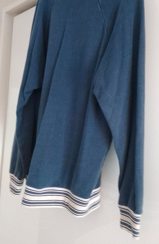 Original Levis Retro Pullover in Meiningen