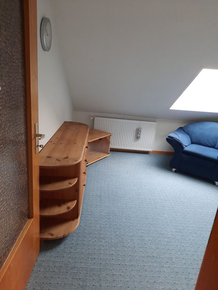 Teilmöbelierte Dachgeschosswohnung in Meinhard