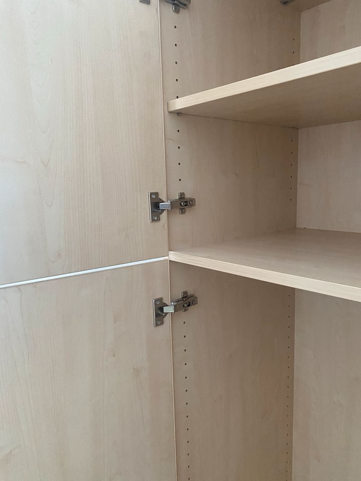 Kleiderschrank in Hannover