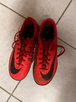 Hallo Fußballschuhe Nike Jungen Größe 36 Kr. München - Unterschleißheim Vorschau