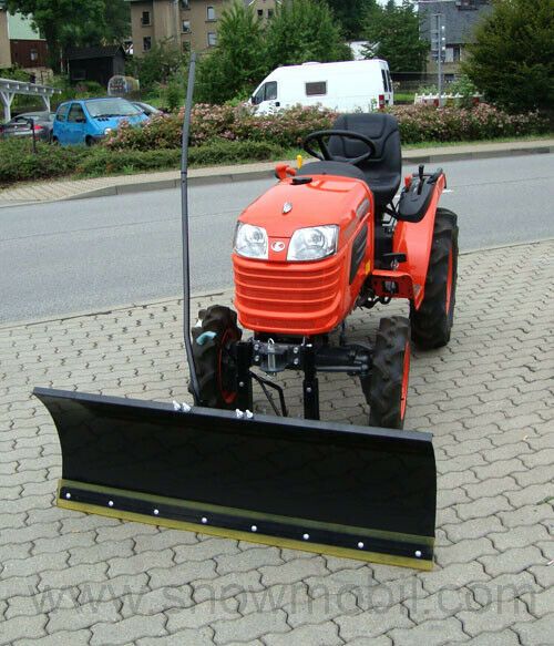 Schneeschild 1,18m 118cm für Kubota B1220 B1620 B1820 B1121 B1161 in Schwarzenberg (Erzgebirge)