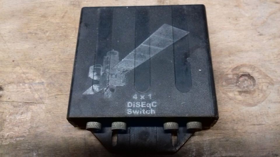 Arnion. DiSEqC 4x1 SWITCH. in Uslar