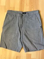 DC Short Bermuda kurze Hose, Gr. 32 Hessen - Hainburg Vorschau