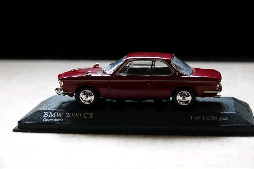 Minichamps BMW 2000 CS 1967 granadarot 1:43 / 1 of 1,008 pcs in Halle