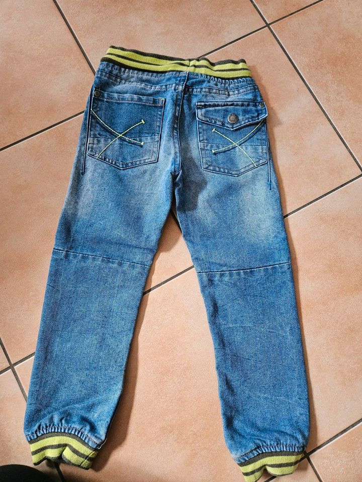 Jeans / Hosen in Größe 116 ab 3€ in Wittingen