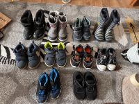 Kinderschuhen 26 Gummistiefel Boots Sneakers Nike Nordrhein-Westfalen - Würselen Vorschau