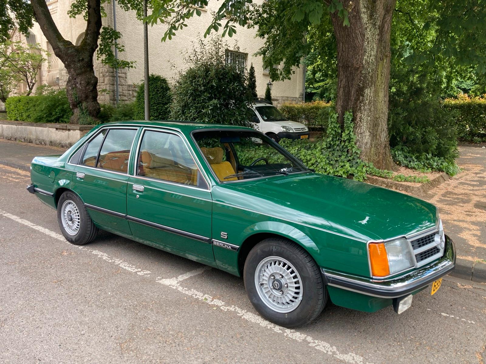 Abbildung des Autos Opel Commodore C 2.5S