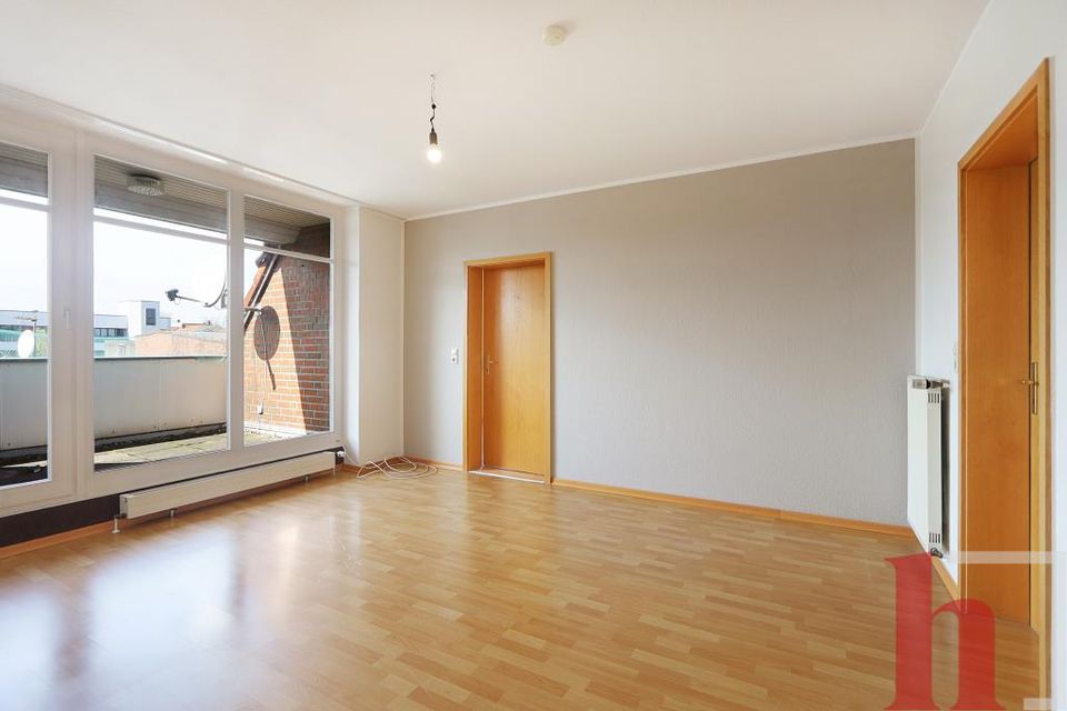 *Provisionsfrei für Käufer* Helle Eigentumswohnung mit überdachtem Balkon in einem Wohn- und Geschäftshaus in Diepholz in Diepholz