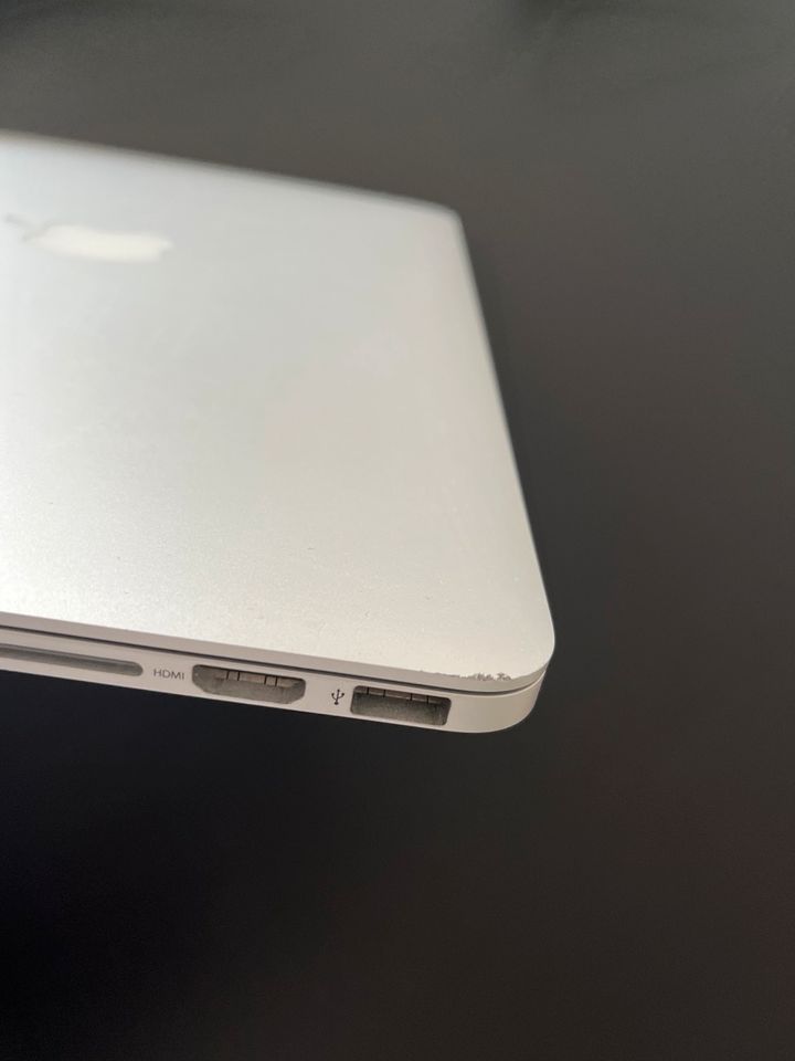 MacBook Pro Retina 13 Zoll 2014 in Stuttgart