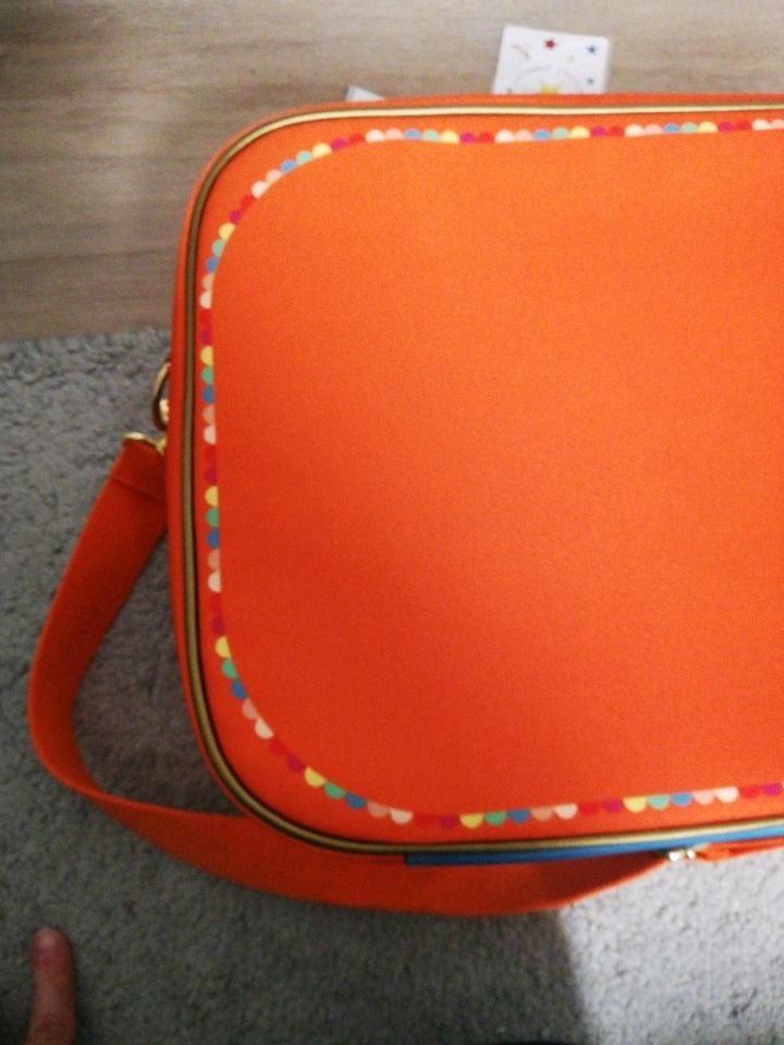 Jeune premier sportbeutel lunchbox tasche Koffer suitecase neu in Heroldsberg