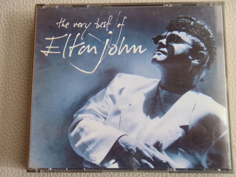 2 cd elton john the very best of    gebr. in Moormerland