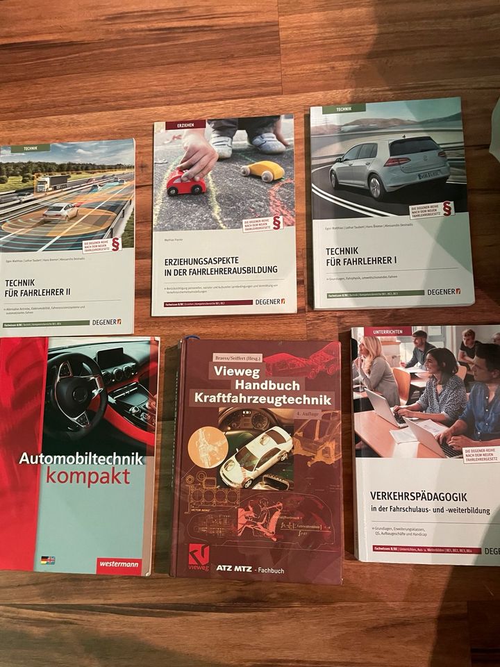Fahrlehrer Fachbücher in Schwetzingen