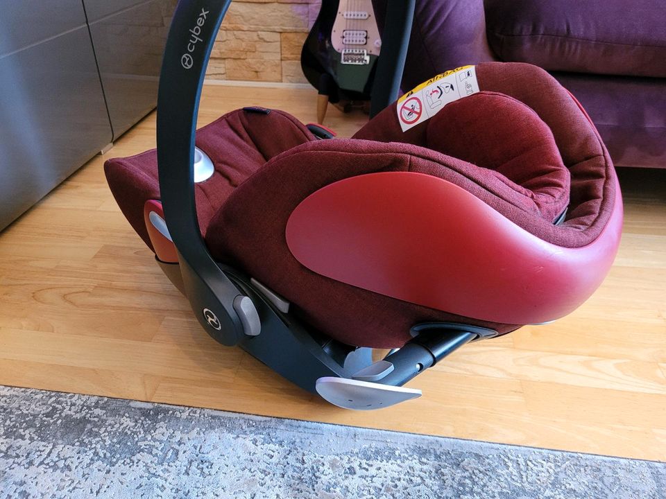 Babyschale Cybex Cloud Q in Krefeld