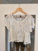 Vero Moda Kurztop weiß Gr. M Köln - Porz Vorschau