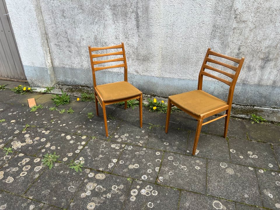 Midcentury Küchenstühle Vintage Sprossenstühle in Hürth