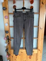 Stretchjeans von H&M Gr.40 Hessen - Edermünde Vorschau