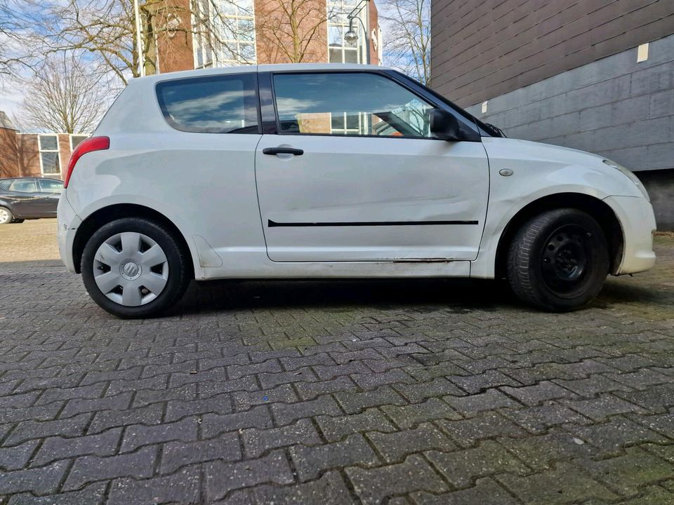 Suzuki Swift 1.3*Tüv Neu * 18 Zoll* 94 PS* İns.Neu* Rentner*2.Hd* in Krefeld