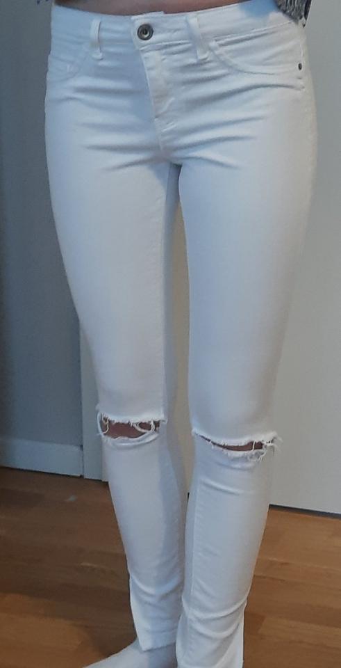 Damen Jeans ONLY weiß Gr.26/32 sehr guter Zustand in Langen (Hessen)