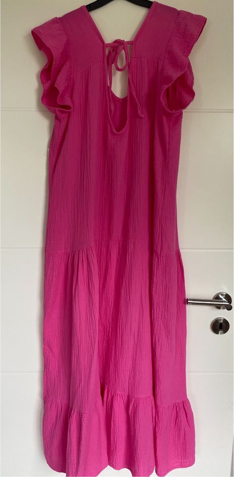 Musselin Kleid pink Maxikleid Rüschen Rücken Neu in Witten