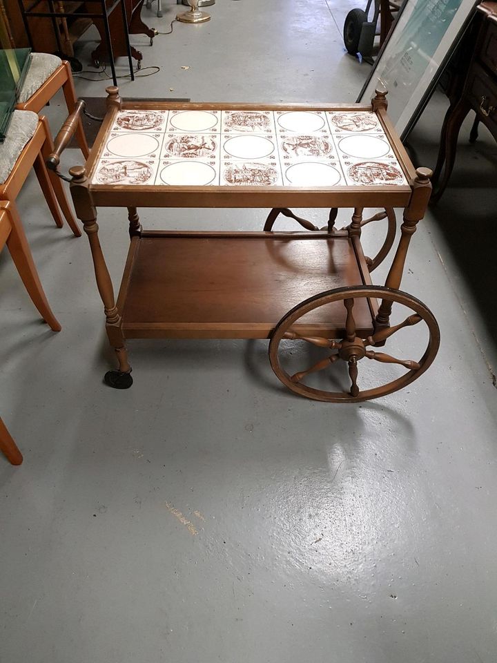 Servierwagen mit Kacheln, Vintage, Barwagen, Teewagen in Köln