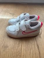 Nike Gr. 26 Sneaker Halbschuhe Berlin - Treptow Vorschau