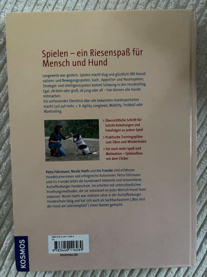 Das große Spielebuch für Hunde & Rückruftraining in Dortmund