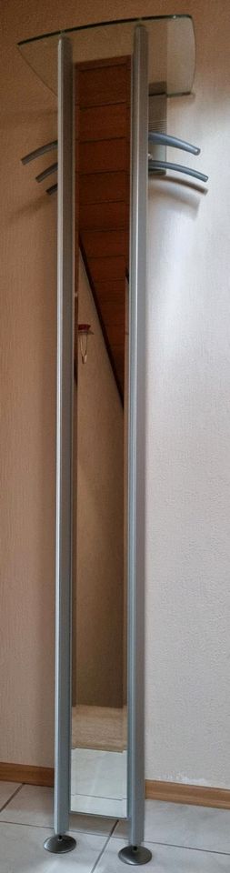 Wand Garderobe in Kuhardt