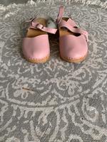 rosa Schuhe, Leder und Holz Berlin - Tempelhof Vorschau