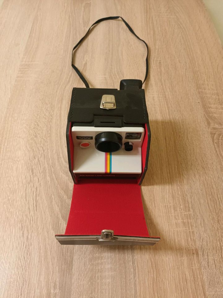 Polaroid Landcamera 1000 + Tragetasche/Etui und Filmkassette in Stuttgart