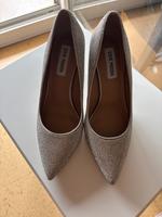 High Heels Baden-Württemberg - Niefern-Öschelbronn Vorschau