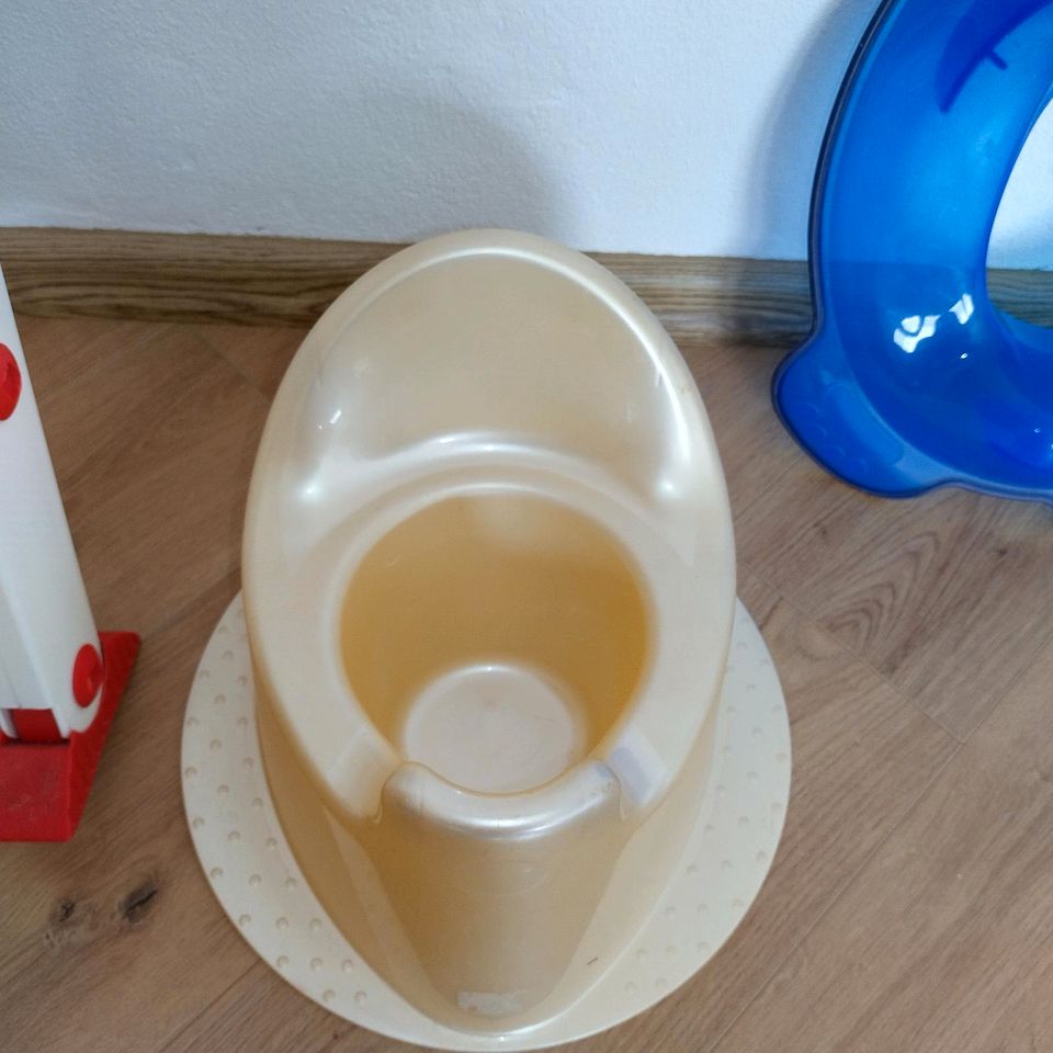 Kinder Toilettenstuhl, Aufsatz und Töpfchen in Kaifenheim