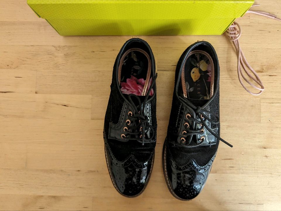 Schwarze Damen Schnürschuhe, Ted Baker, Gr. 37 in Frankfurt am Main