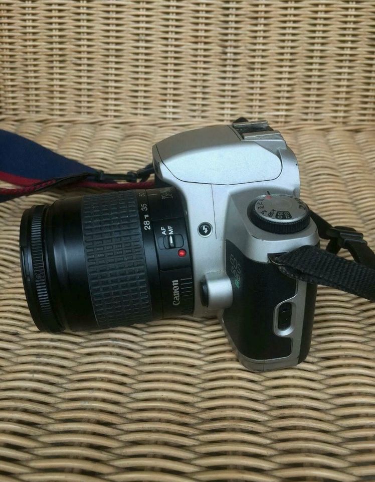 Kamera Canon EOS 500N inkl Tasche in Remseck am Neckar