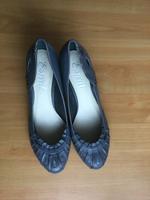 Esprit Pumps, Nieten, gepolstert, grau Hessen - Schaafheim Vorschau