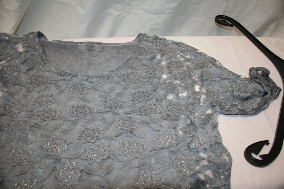 angela made in italy Bluse Gr. S grau silber doppellagig elegant in Nürnberg (Mittelfr)