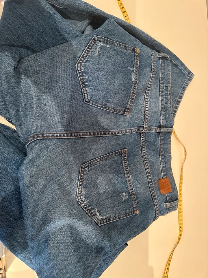 RIANI straight fit Jeans Gr 40 02/24 wNeu aktuelles Modell in Rhede