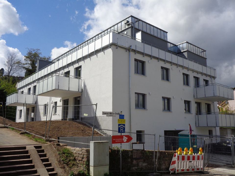 Erstbezug in Wertheim mit Burgblick: 3-Zimmer-Wohnung mit Balkon und TG- Stellplatz in Wertheim