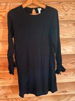 H&M schwarzes Langarm Kleid kurz Polyester 36 S Nordrhein-Westfalen - Beckum Vorschau