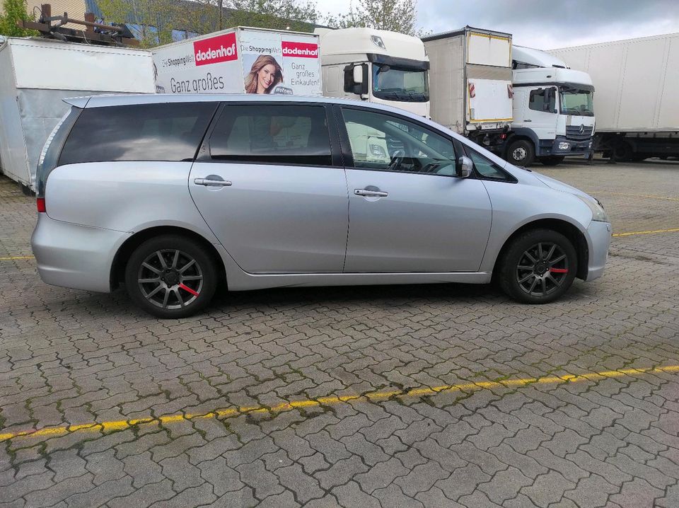 Mitsubishi Grandis Export in Langenhagen