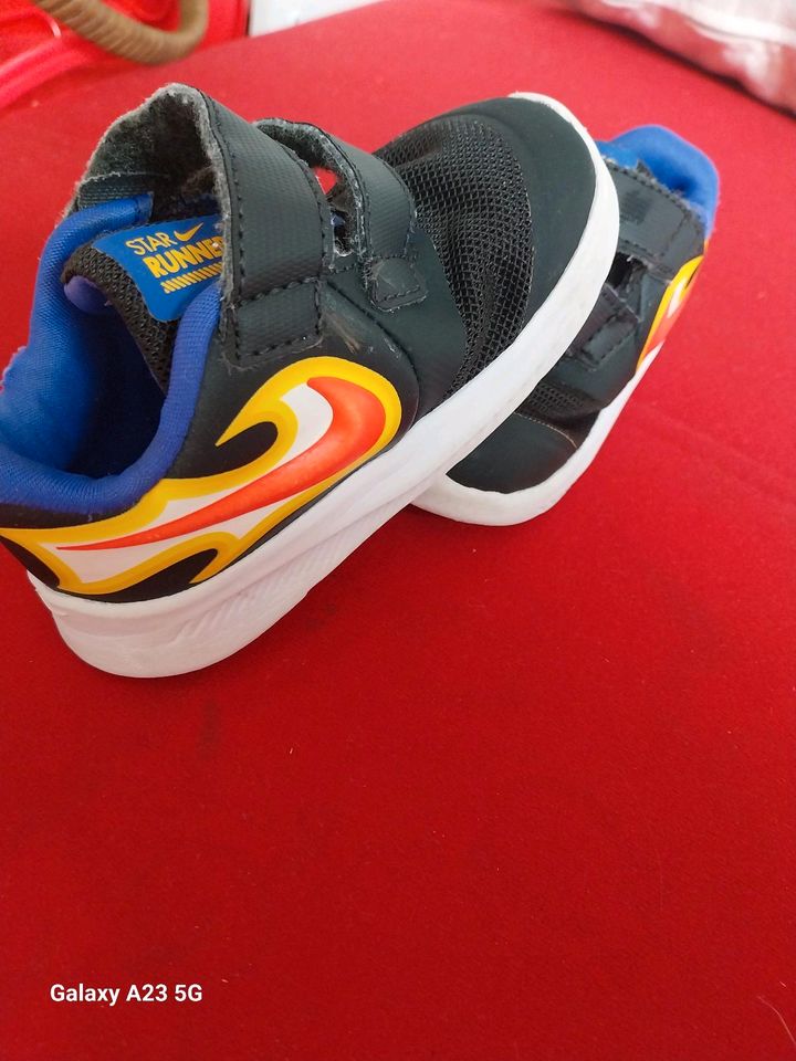 Nike kinderschuhe in Hadamar